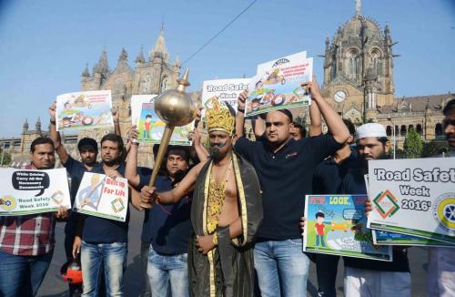 Road Sefty Week 2016 by Sahas Foundation at CST (29)