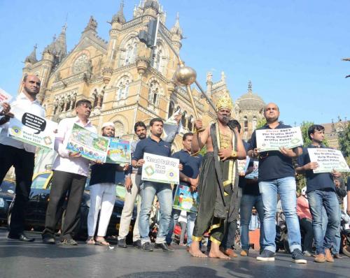 Road Sefty Week 2016 by Sahas Foundation at CST (5)