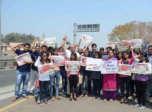 Sahas Foundation Woman Protest at Eastern Free Way Demanding Toiltest (32)